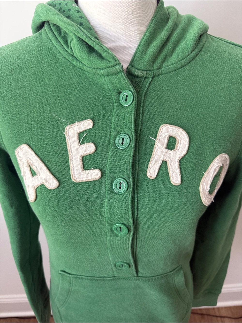Aeropostale Green Hooded Button-Front Pullover - Picture 2 of 8